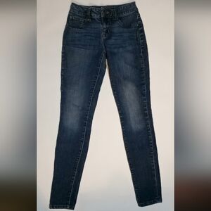 Maurices Women's Dark Wash Skinny Jeans Size XS Regular - Mid Rise Stretch Denim